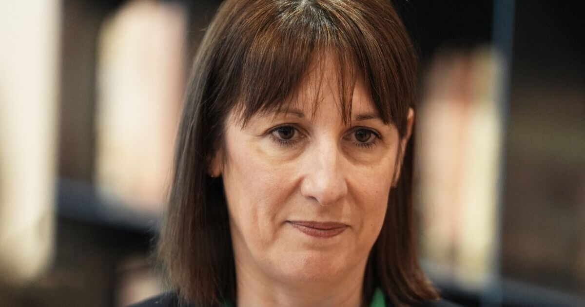 Express readers debate if an AI Chancellor can do better than Rachel Reeves